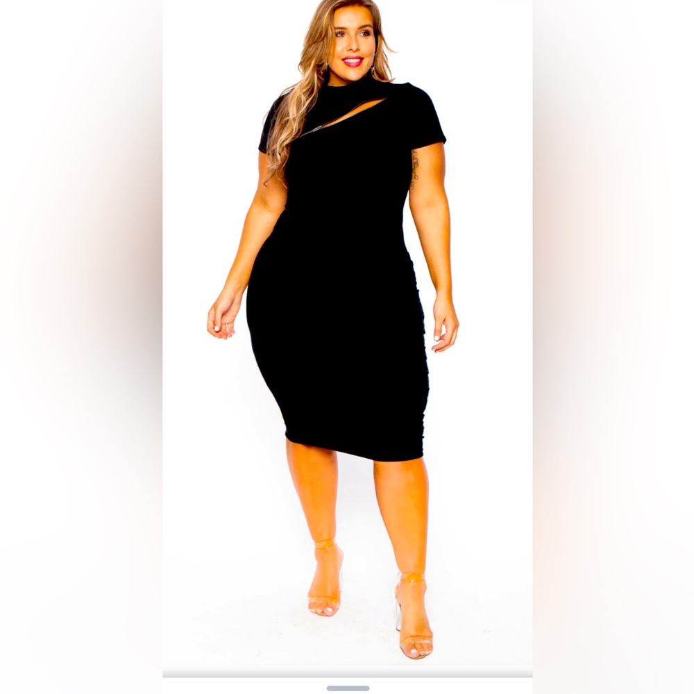 Curvy Sense black dress